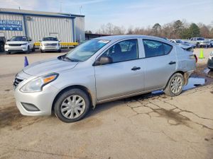 Nissan Versa S 1.6L 4 2015