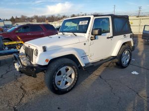 Jeep Wrangler SAHARA 3.6L 6 2012