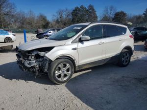 Ford Escape SE 2.0L 4 2015