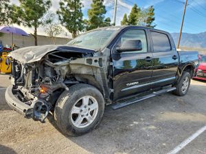 Toyota Tundra CREWMAX SR5 5.7L 8 2007