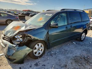 Toyota Sienna CE 3.3L 6 2005