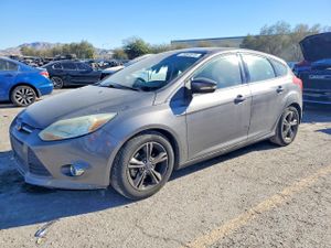 Ford Focus SE 2.0L 4 2014