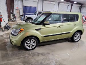 Kia Soul + 2.0L 4 2012