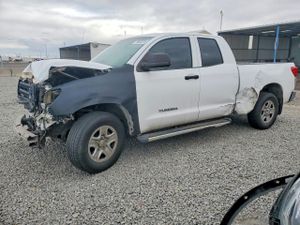 Toyota Tundra DOUBLE CAB SR5 4.6L 8 2012