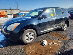 Nissan Rogue S 2.5L 4 2010
