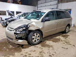Toyota Sienna CE 3.5L 6 2007