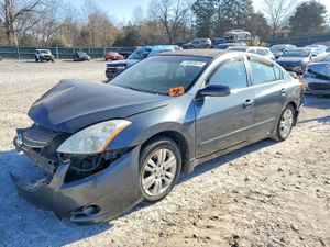 Nissan Altima BASE 2.5L 4 2011