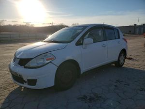 Nissan Versa S 1.8L 4 2012