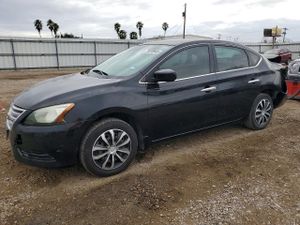 Nissan Sentra S 1.8L 4 2015