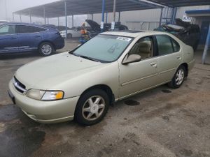 Nissan Altima XE 2.4L 4 1999