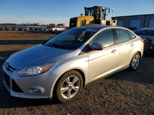 Ford Focus SE 2.0L 4 2014