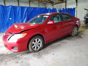 Toyota Camry BASE 2.5L 4 2010