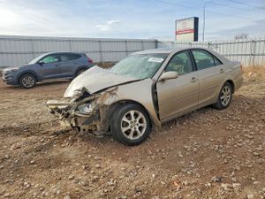 Toyota Camry LE 2.4L 4 2005
