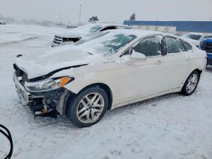Ford Fusion SE 1.6L 4 2013