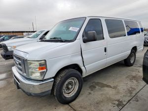 Ford Econoline E350 SUPER DUTY WAGON 5.4L 8 2012