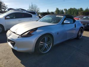 Nissan 370z BASE 3.7L 6 2012
