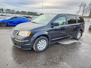 Chrysler Town & Country LX 3.3L 6 2008