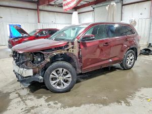 Toyota Highlander XLE 3.5L 6 2015