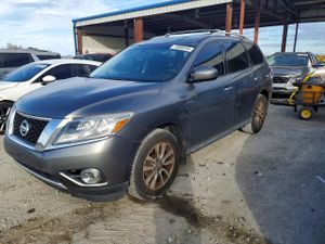 Nissan Pathfinder S 3.5L 6 2015