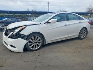 Hyundai Sonata SE 2.0L 4 2012