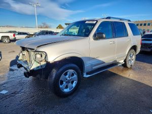 Ford Explorer LIMITED 4.6L 8 2005