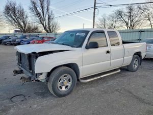 Chevrolet Silverado 1500 C1500 4.3L 6 2004