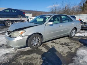 Toyota Camry LE 2.4L 4 2003