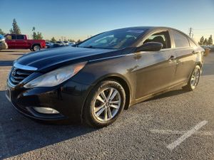 Hyundai Sonata GLS 2.4L 4 2013