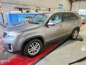 Kia Sorento LX 2.4L 4 2015