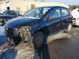 Nissan Versa S 1.8L 4 2010
