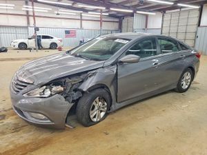 Hyundai Sonata GLS 2.4L 4 2013