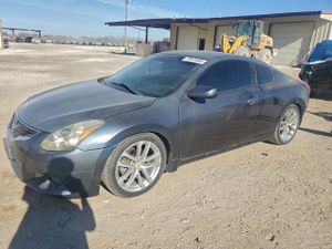 Nissan Altima SR 3.5L 6 2012