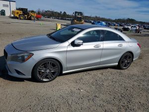 Mercedes-Benz CLA 250 2.0L 4 2015