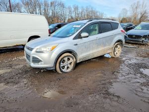 Ford Escape SE 2.0L 4 2014