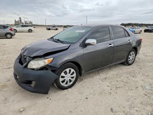 Toyota Corolla BASE 1.8L 4 2010