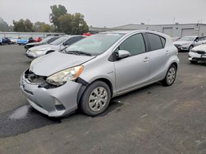 Toyota Prius 1.5L 4 2014