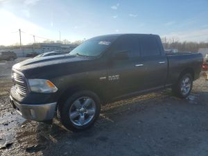 RAM 1500 SLT 5.7L 8 2015