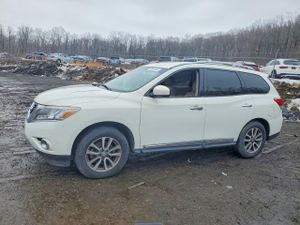 Nissan Pathfinder S 3.5L 6 2013