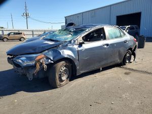 Toyota Corolla L 1.8L 4 2015