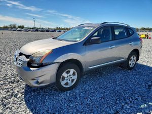 Nissan Rogue S 2.5L 4 2014