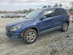 Volkswagen Tiguan S 2.0L 4 2013