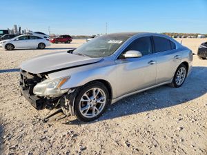 Nissan Maxima S 3.5L 6 2014