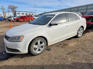 Volkswagen Jetta TDI 2.0L 4 2012