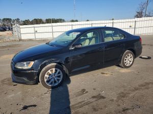 Volkswagen Jetta SE 2.5L 5 2013