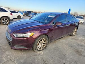 Ford Fusion SE 2.5L 4 2013