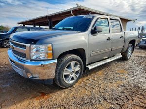 Chevrolet Silverado 1500 C1500 LT 5.3L 8 2013
