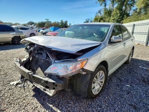 Toyota Camry L 2.5L 4 2014