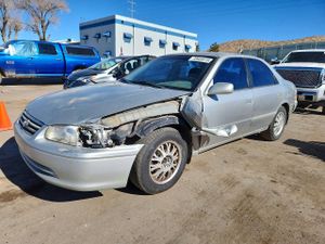 Toyota Camry CE 2.2L 4 2001