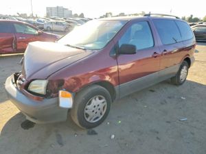 Toyota Sienna CE 3.0L 6 2002