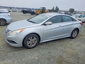 Hyundai Sonata GLS 2.4L 4 2014